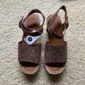 Tan & Black Universal Thread Espadrilles